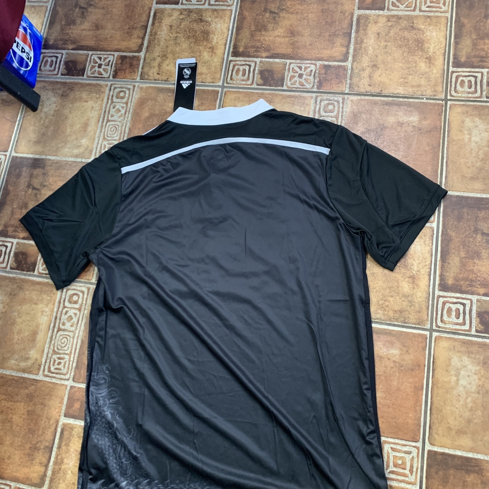 Adidas Real Madrid 2015 Jersey Size M - Picture 5 of 6
